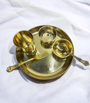 brass dinner set