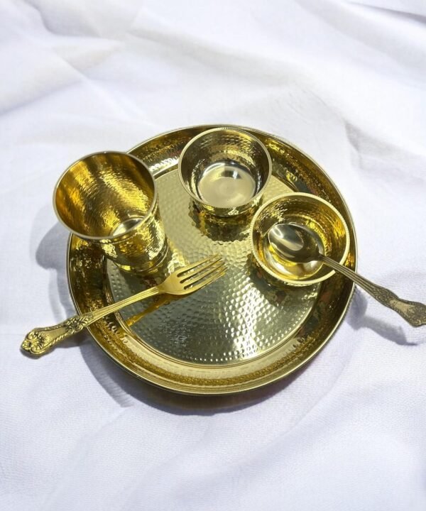 brass dinner set