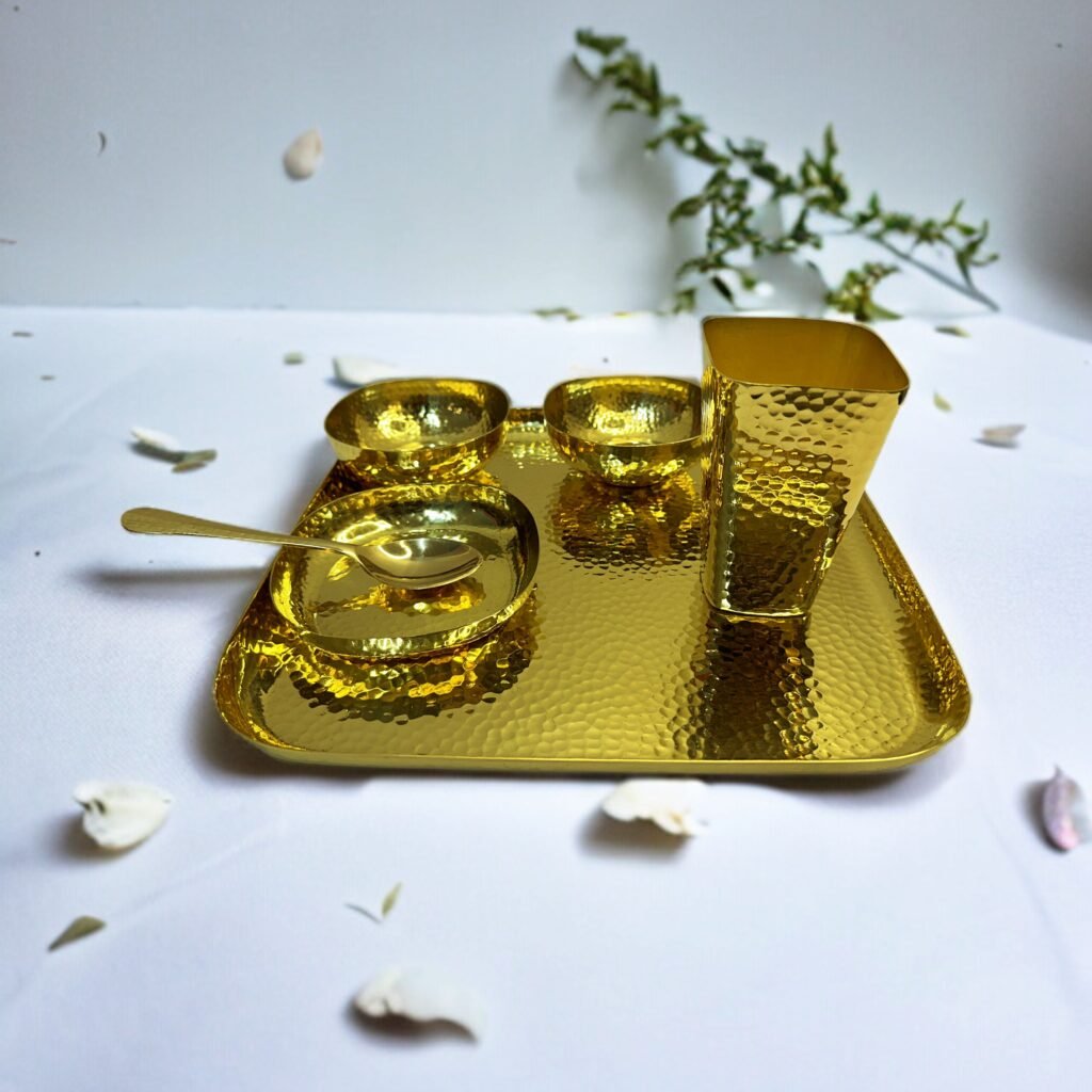 BRASS SQUARE DINNER SET